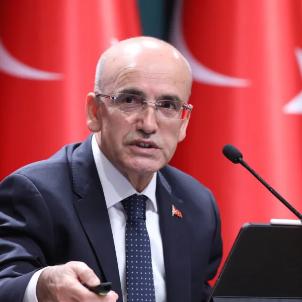 Yeni Şafak Bastırıyor: Şimşek Programı Revize mi Edilecek?