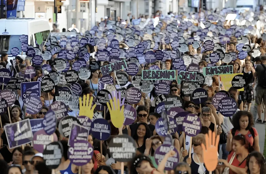 Üniversitedeki Efsunu Kırmak: Feminist Dönüşüm