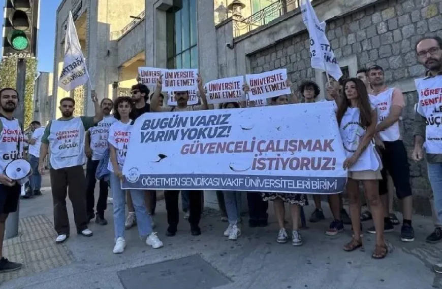 Sermayenin Üniversite İşgali: 200’ü Aşkın Akademisyen Kapı Dışarı Edildi!