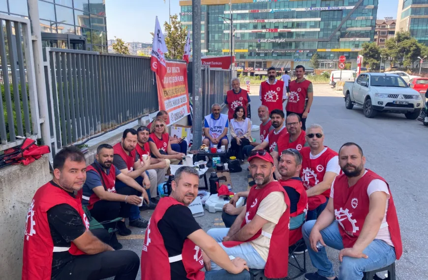 Bursagaz İşçileri Sendikal Hakları İçin Direnişte!