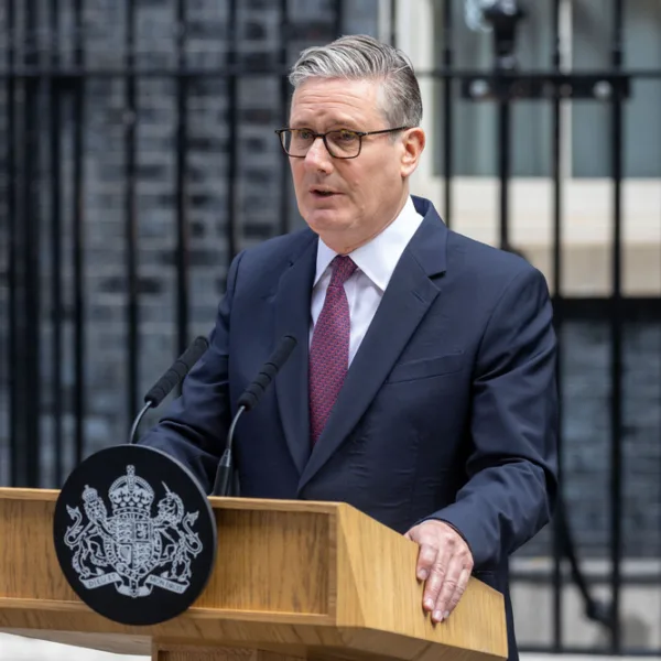 Britanya’da Çözümsüzlük – 1: Starmer’in yükselişi ya da İşçi Partisi’nin Ehlileştirilmesi