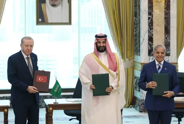 Ortadoğu NATO’suna Doğru mu?