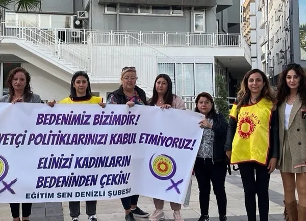 Yusuf Tekin’den Kadın Öğretmenlere Kıyafet Yasağı