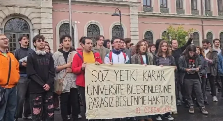 İstanbul Üniversitesi’nde Yemekhane Mücadelesi Yeni Kazanımlarla Devam Ediyor!